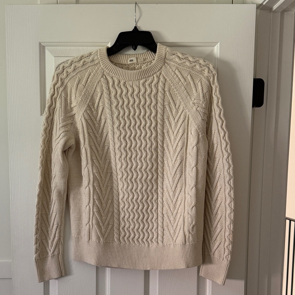 GAP Textured Knit Cream Sweater